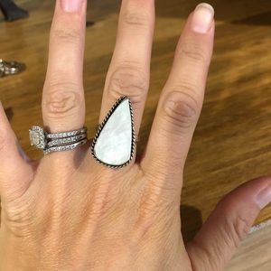 Sterling mother of pearl ring